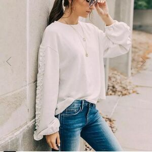 White Crow Sz Medium From Buckle Oversized Ruffle Sleeve Abby Taupe Sweatshirt